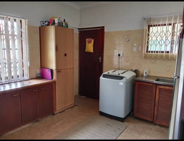 3 BEDROOM HOUSE FOR SALE IN BLUFF